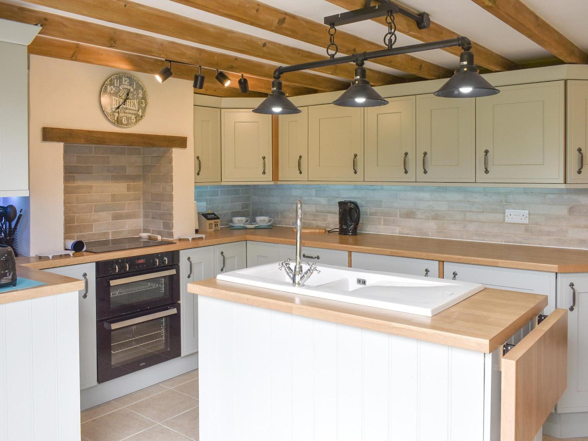 Itchingfield Well Cottage מראה חיצוני תמונה