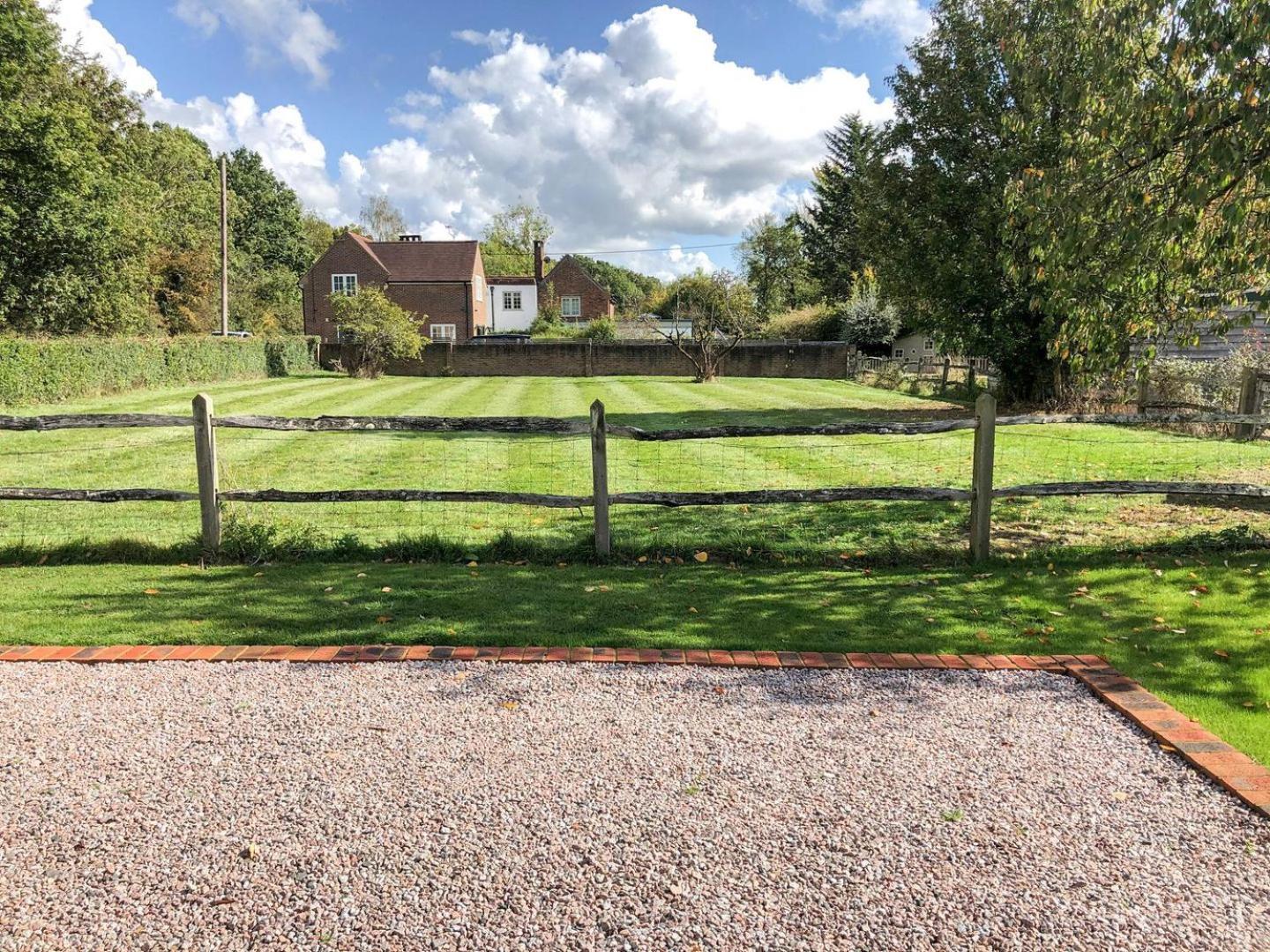 Itchingfield Well Cottage מראה חיצוני תמונה